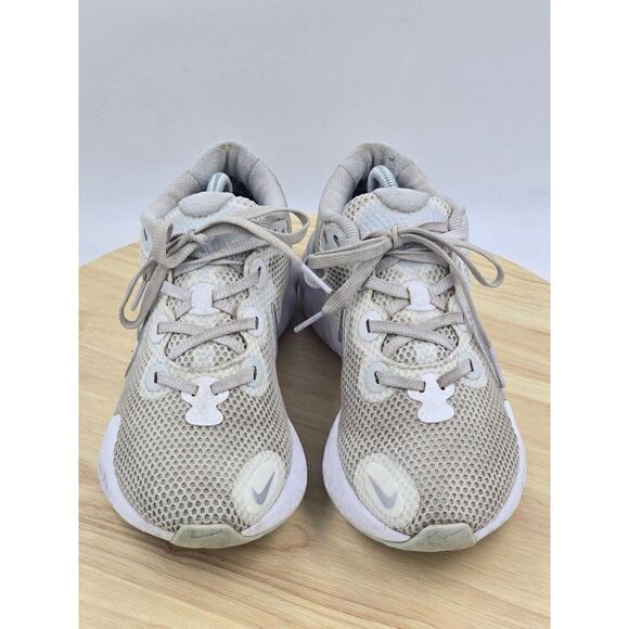 Nike Womens Renew Run CK6360-003 White Running Shoes Sneakers Size 7.0 - Picture 3 of 10